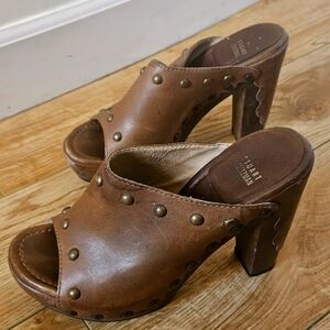 Stewart Weizmann Leather clog platforms studded made in Spain size 9.5
